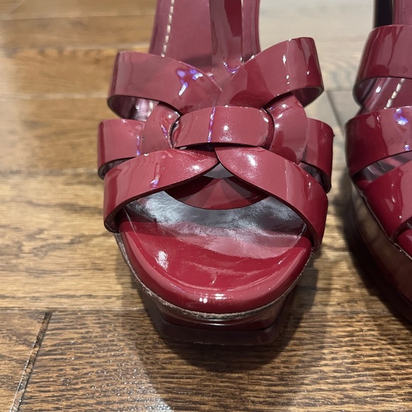 Saint Laurent Tribute Patent Leather Platform Fuchsia Heels - Picture 5 of 16